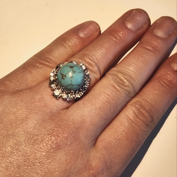 Costume ring - Picture 2 of 4